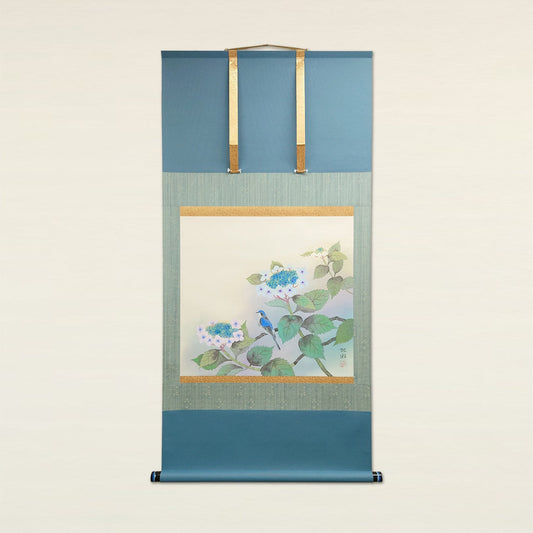 紫陽花に小禽　Hydrangea and Blue bird　/　K