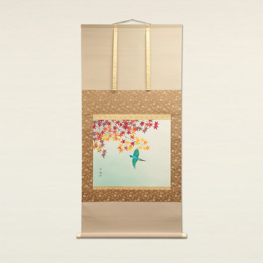 紅葉に川蝉　Red maple and a Kingfisher